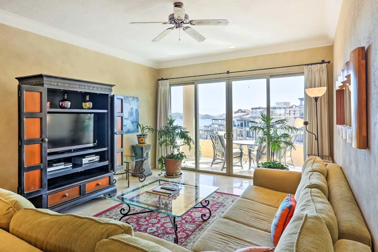 Cabo San Lucas Villa With Resort Amenities!